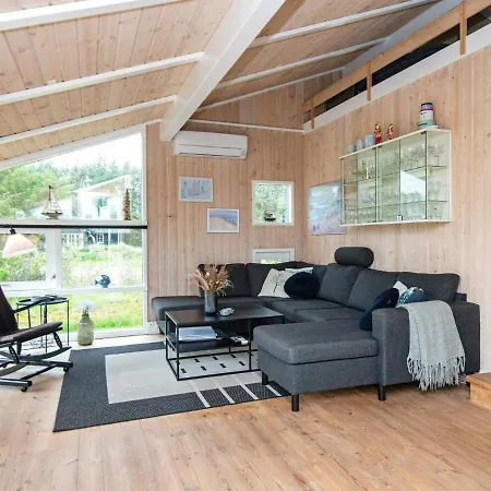 Holiday home Cxxviii *