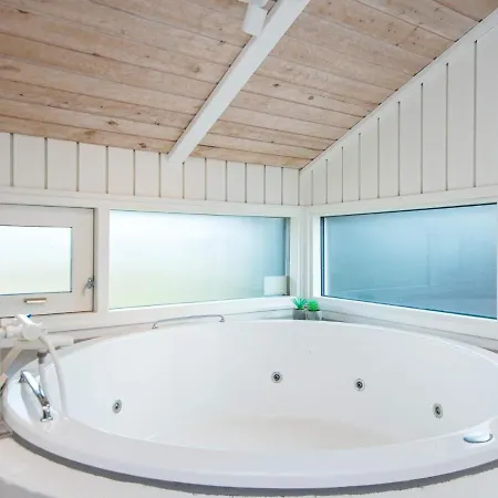 Cxxviii Holiday home *